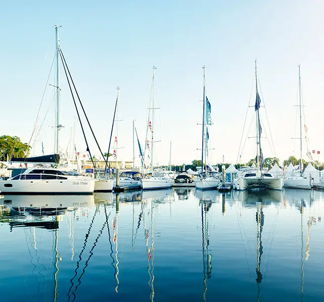 Read more about the article How to Learn Efficiently the Maneuvers in a Marina to Become an Expert